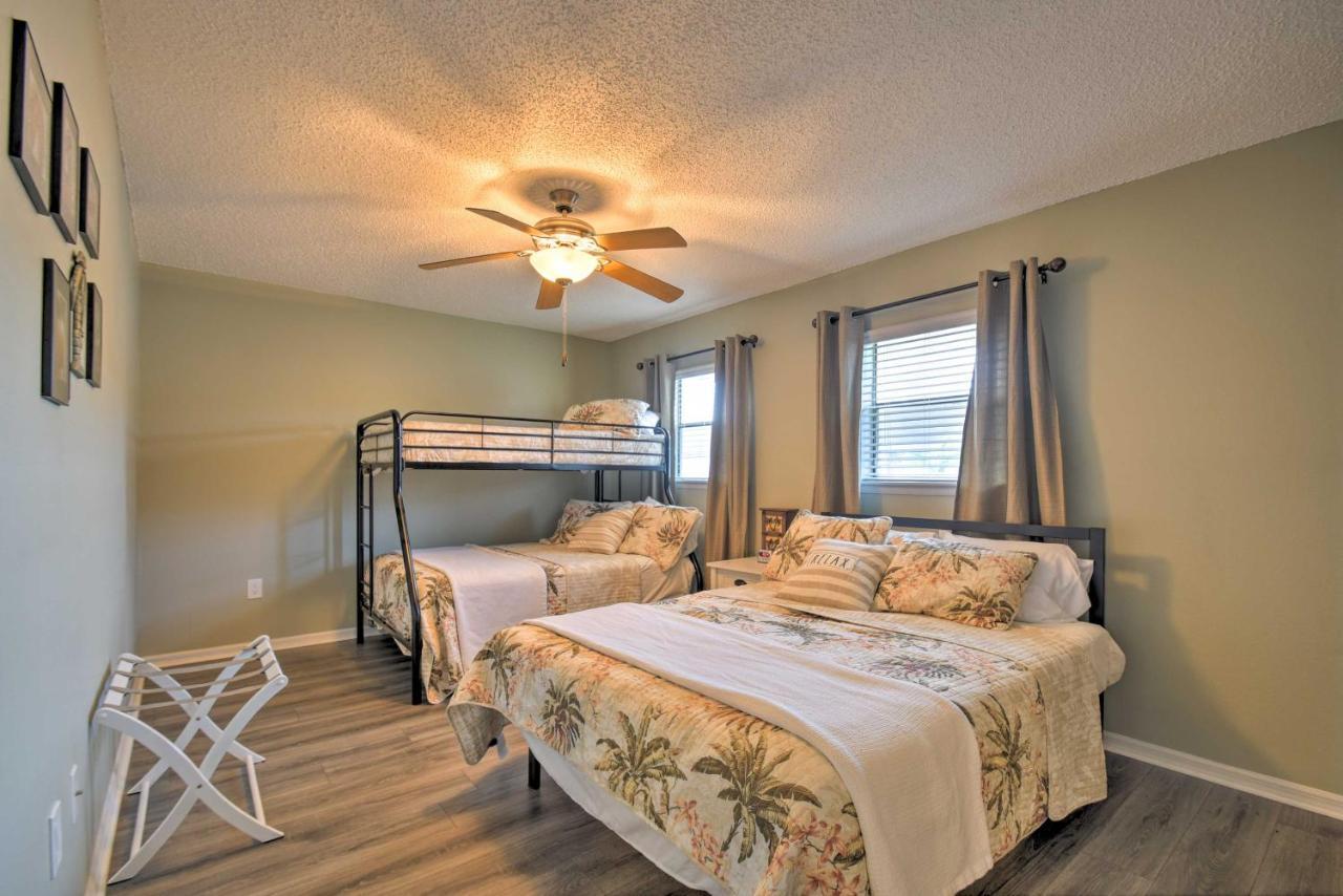 Indian Shores Townhome With Pool Access And Kayaks! Clearwater Beach Kültér fotó